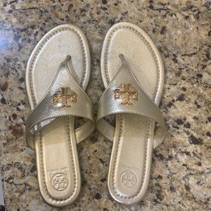 Woman’s Tory Burch sandals